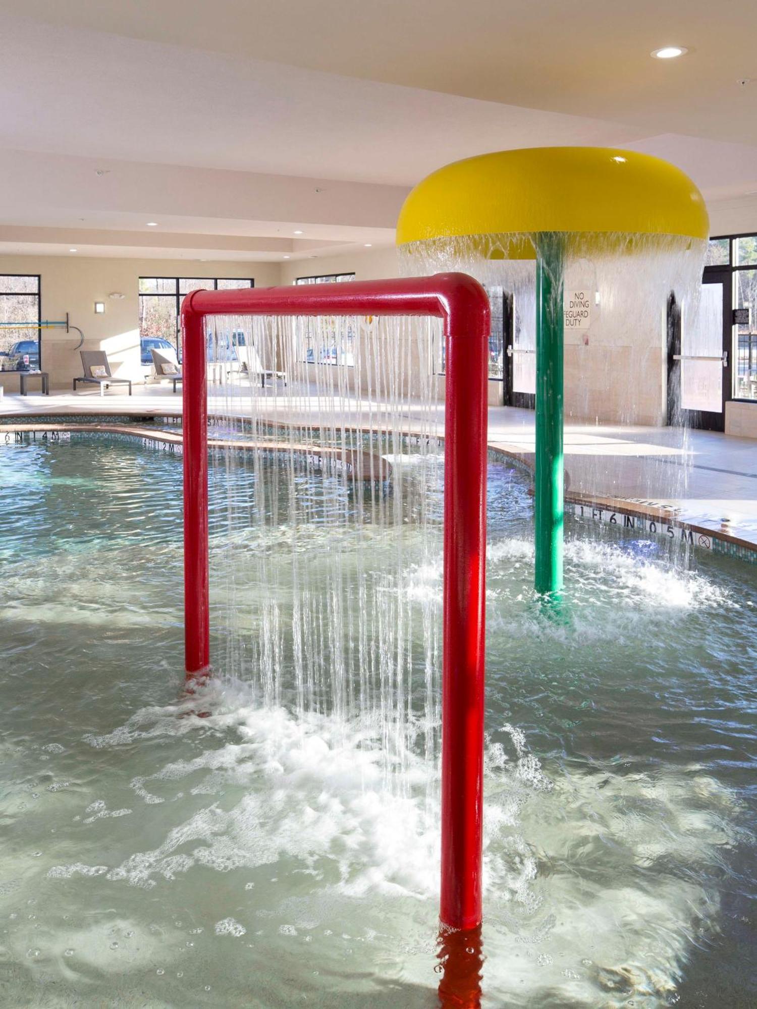 Longview Hilton Garden Inn מראה חיצוני תמונה