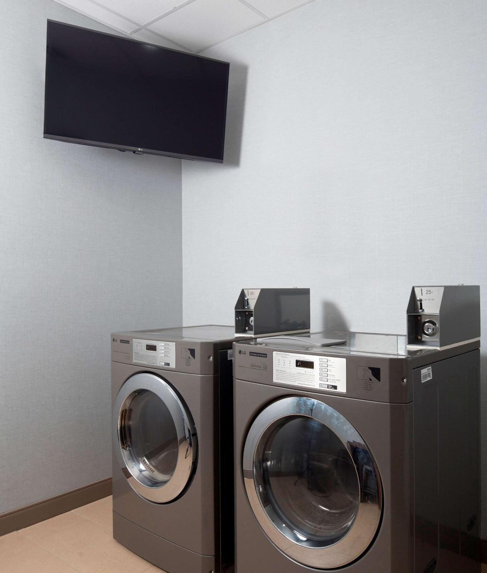 Longview Hilton Garden Inn מראה חיצוני תמונה
