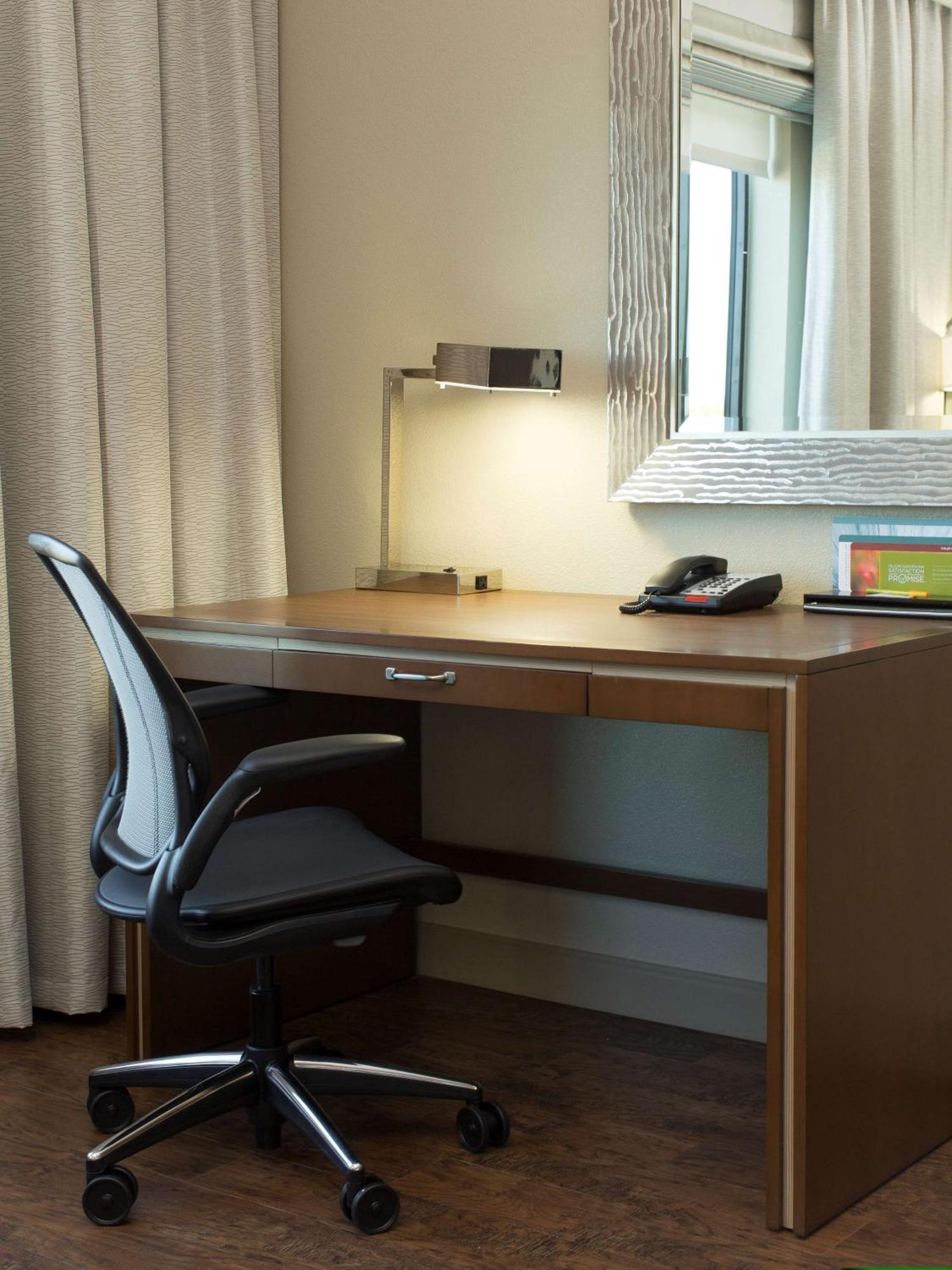 Longview Hilton Garden Inn מראה חיצוני תמונה